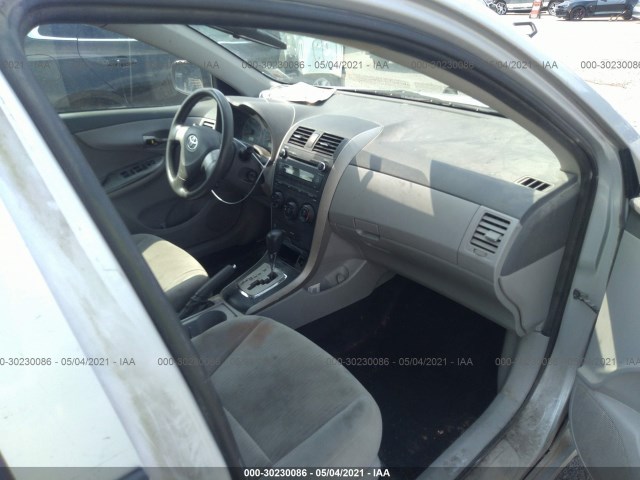 Photo 4 VIN: 1NXBU4EE8AZ206097 - TOYOTA COROLLA 