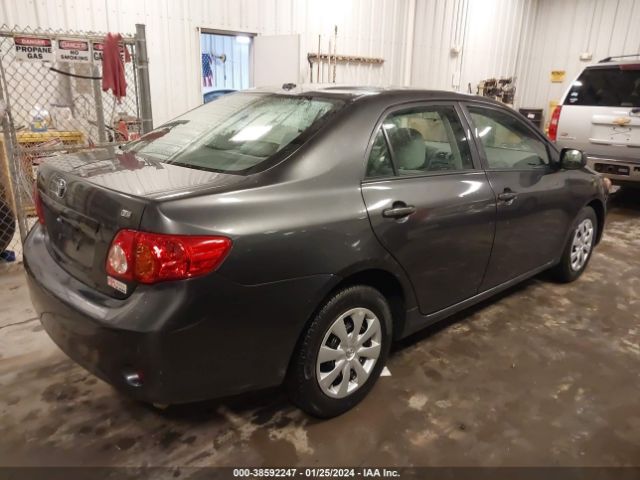 Photo 3 VIN: 1NXBU4EE8AZ318978 - TOYOTA COROLLA 