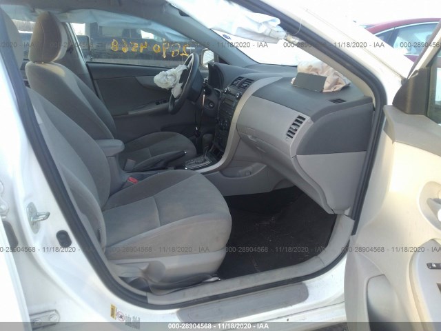 Photo 4 VIN: 1NXBU4EE9AZ170940 - TOYOTA COROLLA 