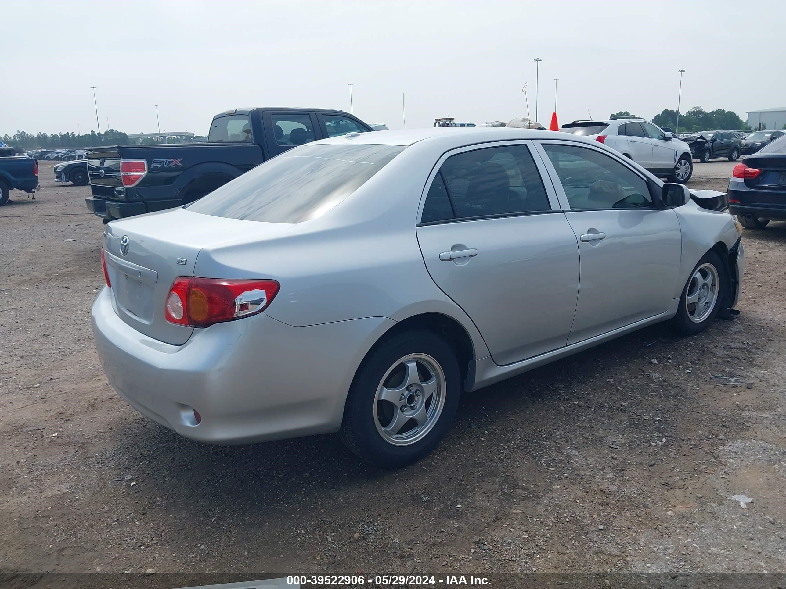 Photo 3 VIN: 1NXBU4EE9AZ171053 - TOYOTA COROLLA 