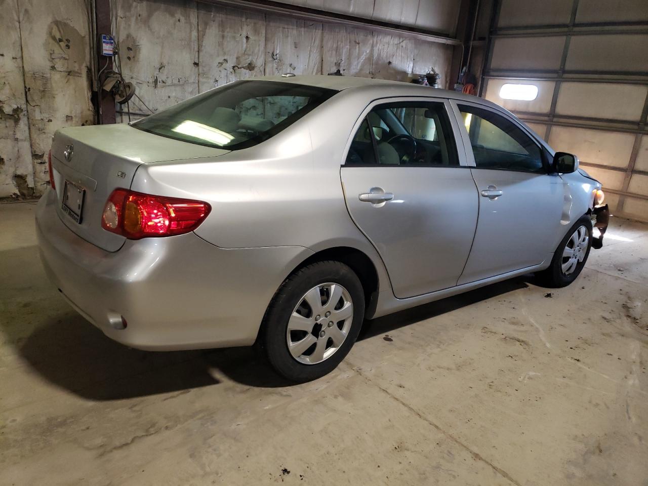 Photo 2 VIN: 1NXBU4EE9AZ220560 - TOYOTA COROLLA 