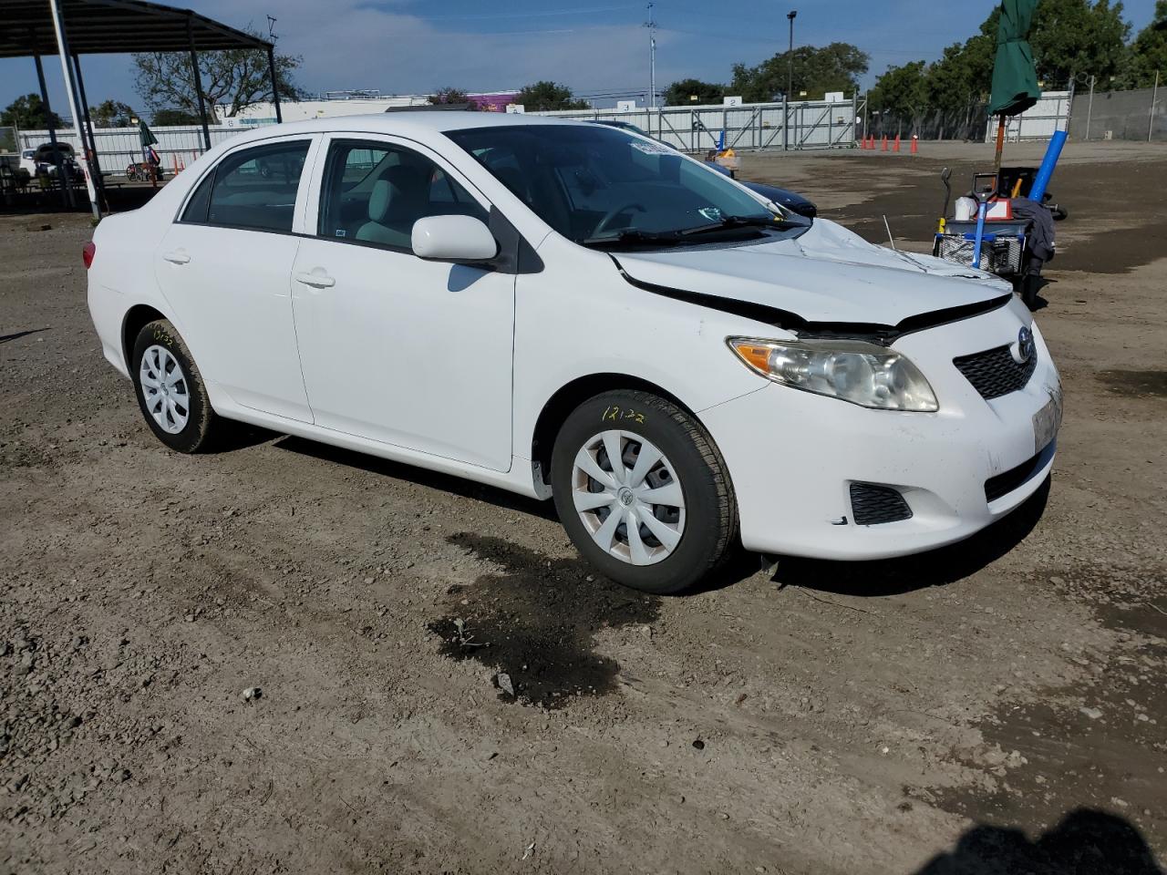 Photo 3 VIN: 1NXBU4EEXAZ272070 - TOYOTA COROLLA 