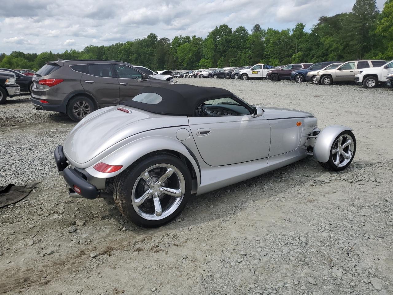 Photo 2 VIN: 1P3EW65G2YV603463 - PLYMOUTH PROWLER 