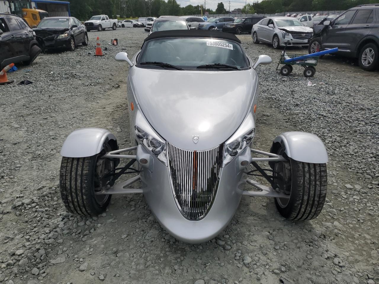 Photo 4 VIN: 1P3EW65G2YV603463 - PLYMOUTH PROWLER 