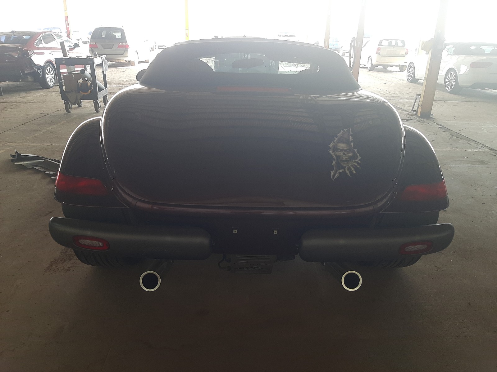 Photo 5 VIN: 1P3EW65G3XV500213 - PLYMOUTH PROWLER 