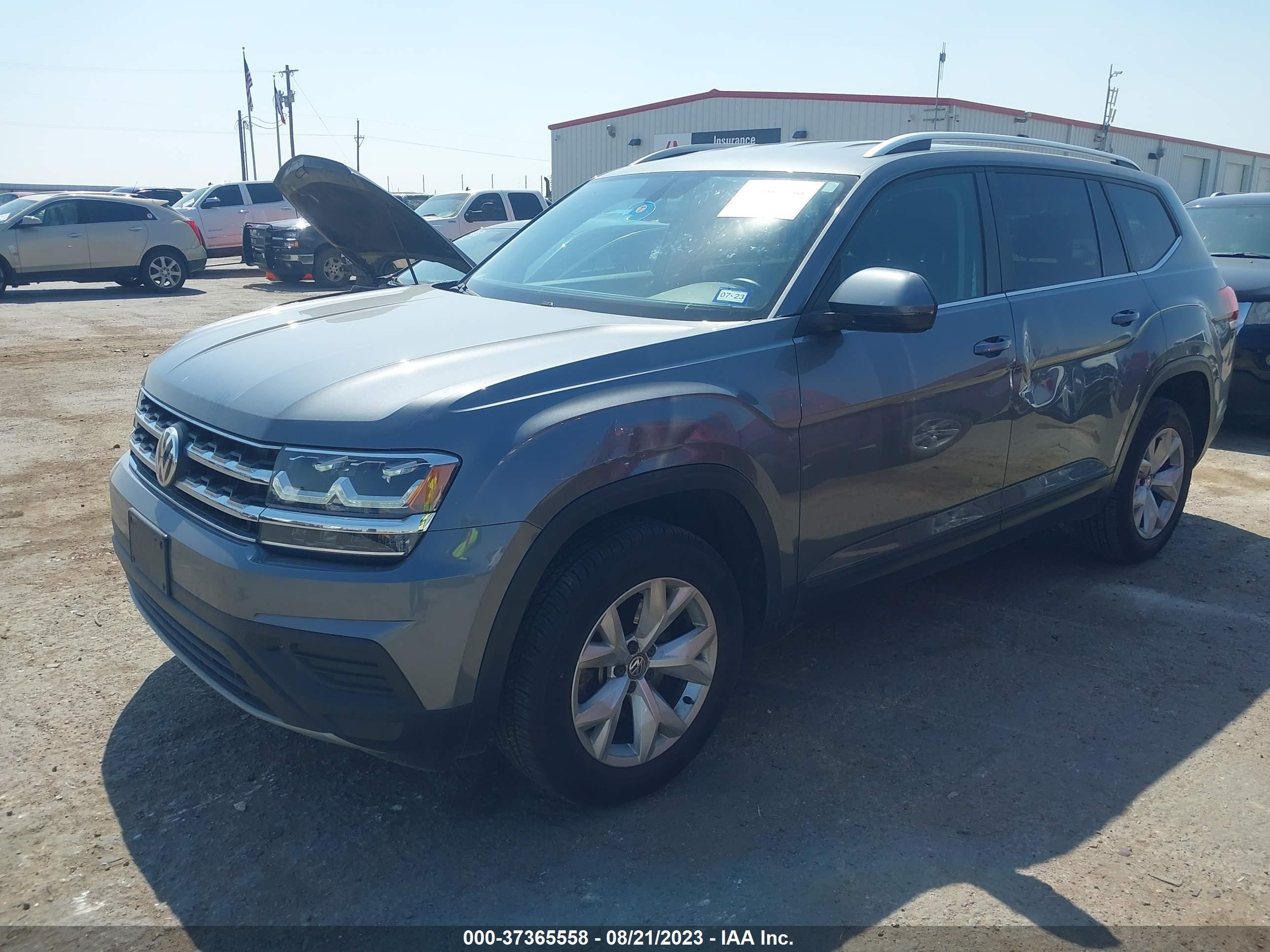 Photo 1 VIN: 1V2AP2CA6KC582900 - VOLKSWAGEN ATLAS 