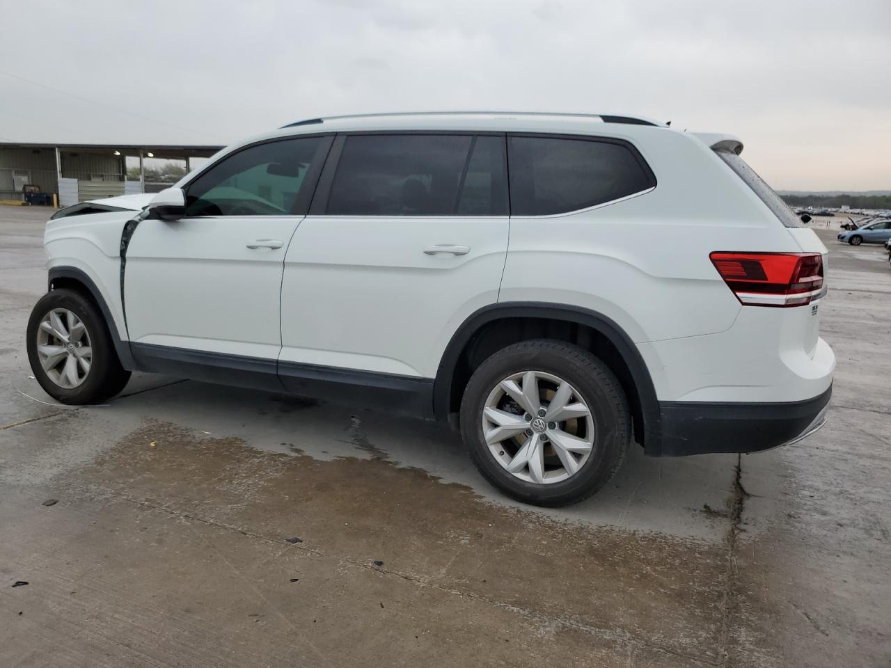 Photo 1 VIN: 1V2AP2CA7JC537172 - VOLKSWAGEN ATLAS 