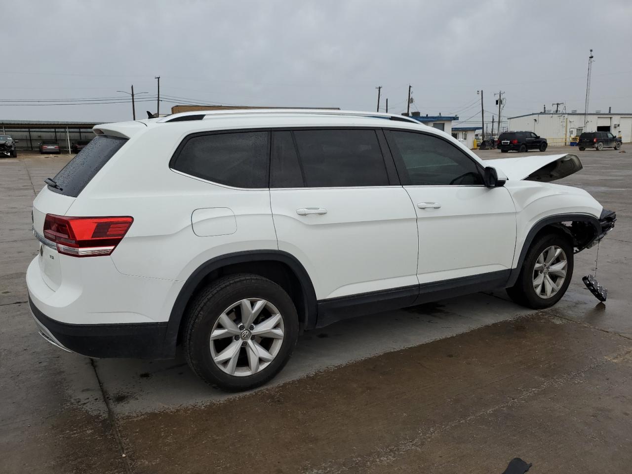 Photo 2 VIN: 1V2AP2CA7JC537172 - VOLKSWAGEN ATLAS 