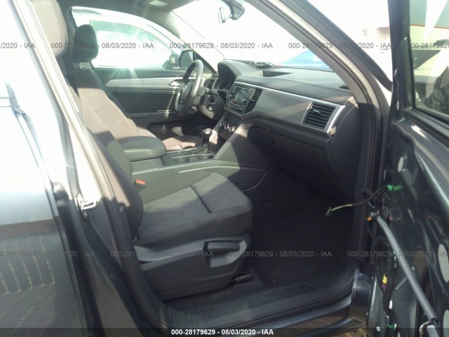 Photo 4 VIN: 1V2AP2CAXKC524949 - VOLKSWAGEN ATLAS 