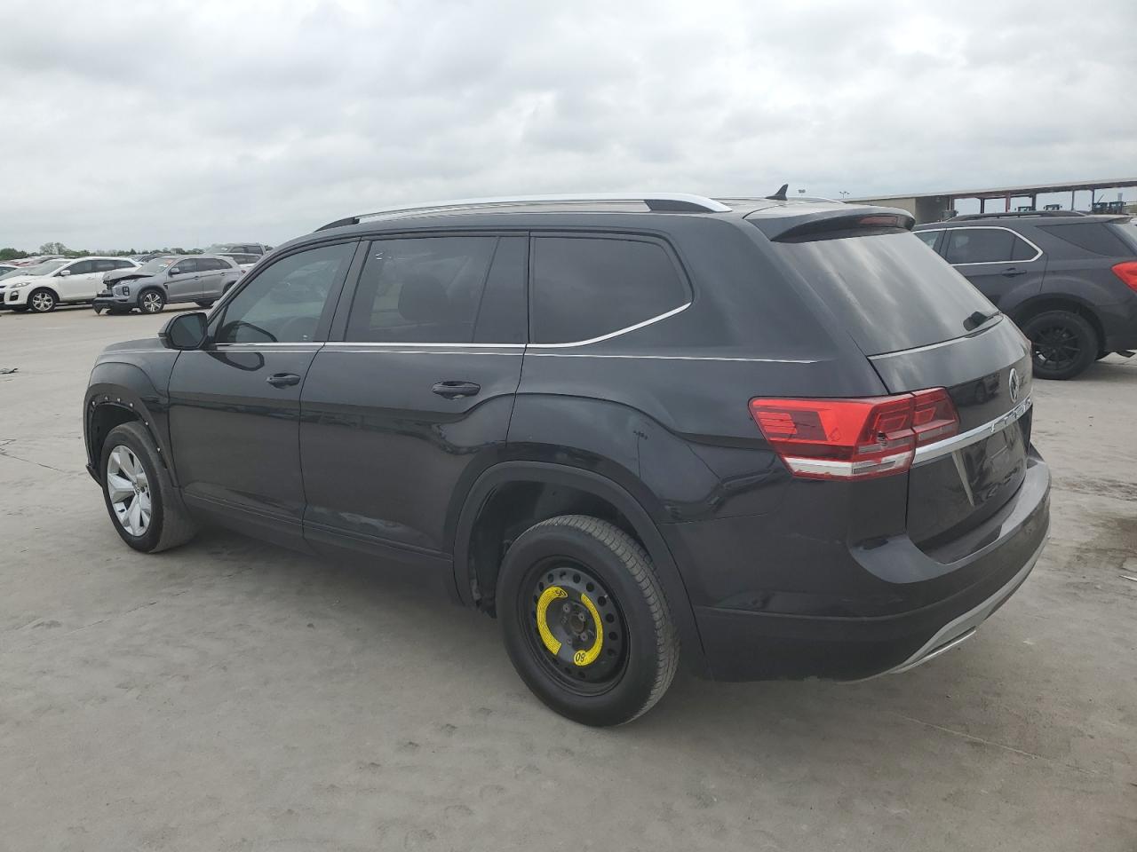 Photo 1 VIN: 1V2AR2CA4JC554652 - VOLKSWAGEN ATLAS 