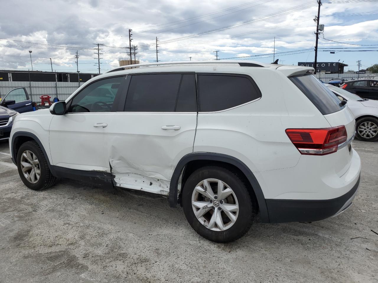 Photo 1 VIN: 1V2AR2CA9JC536972 - VOLKSWAGEN ATLAS 