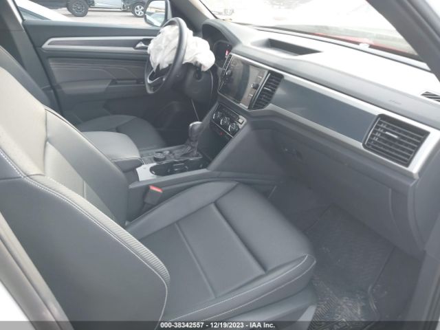 Photo 4 VIN: 1V2BE2CA6PC216310 - VOLKSWAGEN ATLAS CROSS SPORT 