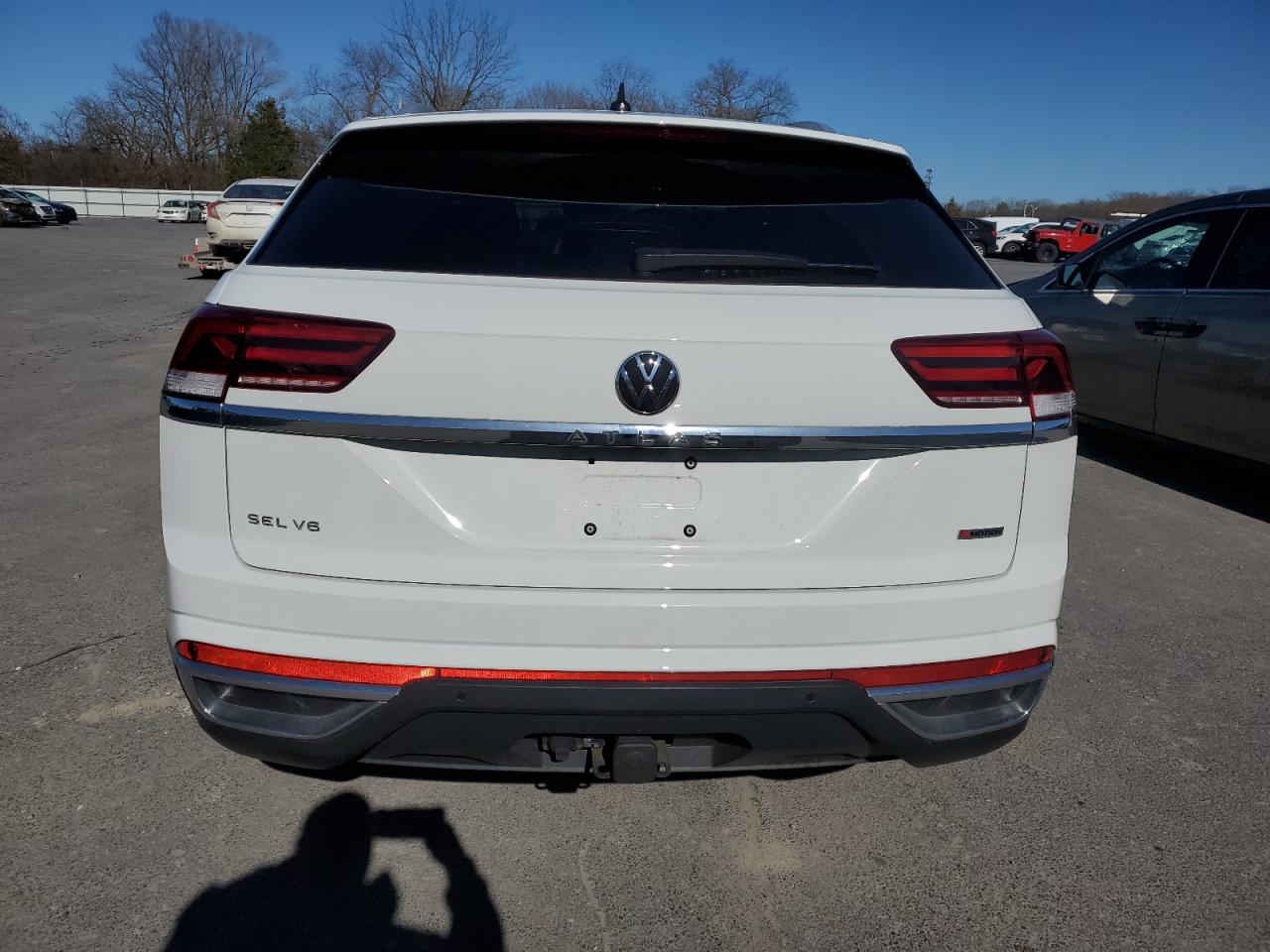 Photo 5 VIN: 1V2BE2CA8NC216631 - VOLKSWAGEN ATLAS 