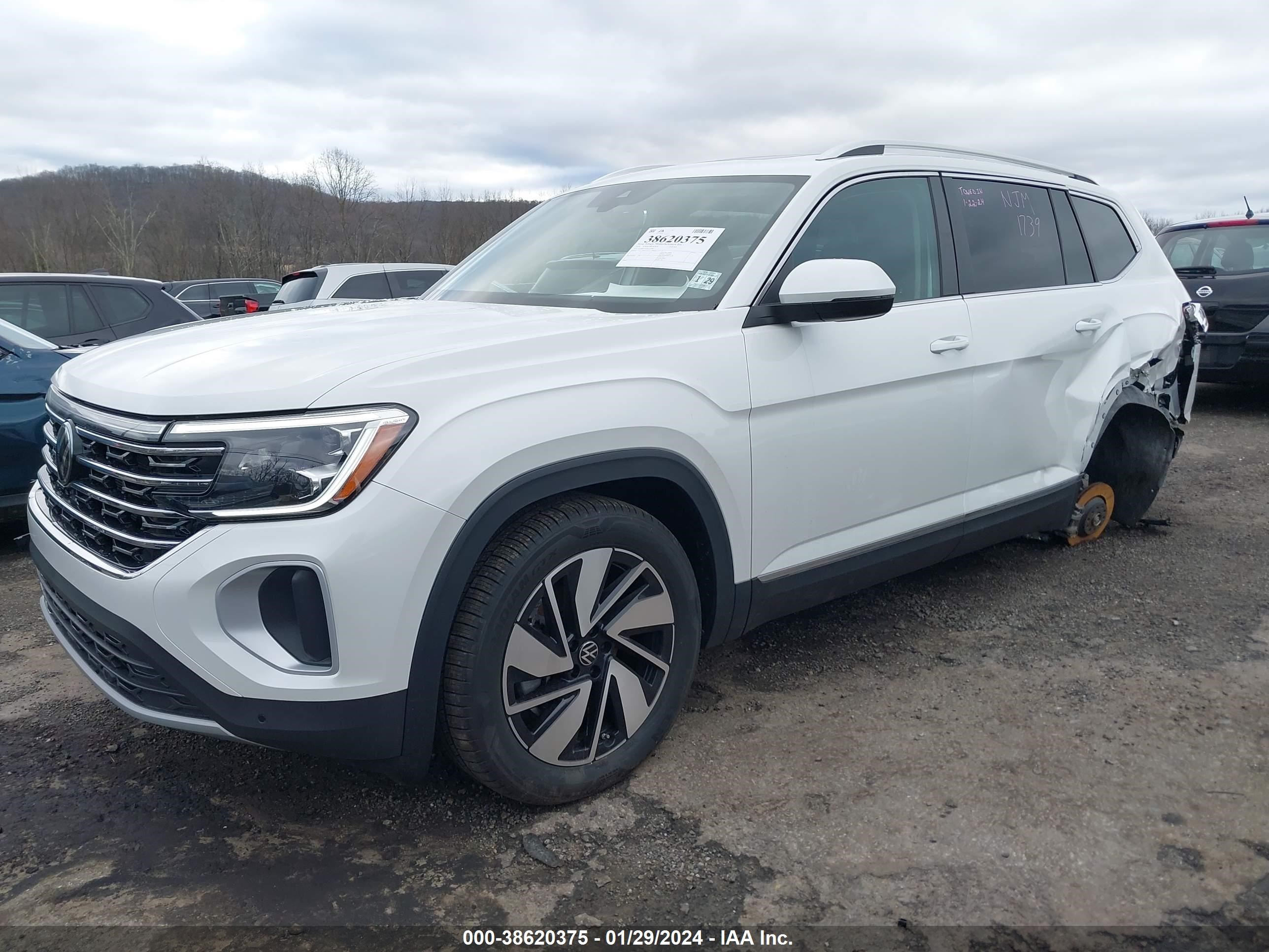 Photo 1 VIN: 1V2BR2CA1RC517896 - VOLKSWAGEN ATLAS 