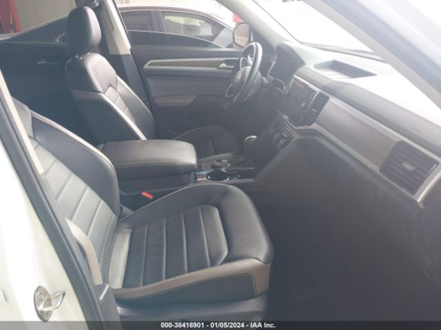 Photo 4 VIN: 1V2BR2CA3NC522205 - VOLKSWAGEN ATLAS 