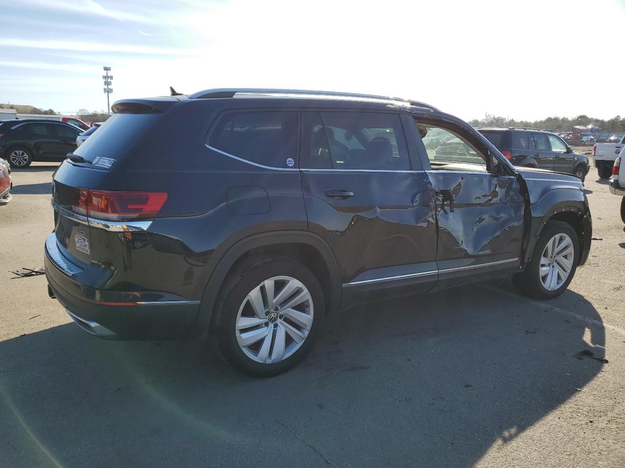 Photo 2 VIN: 1V2BR2CA5MC594683 - VOLKSWAGEN ATLAS 