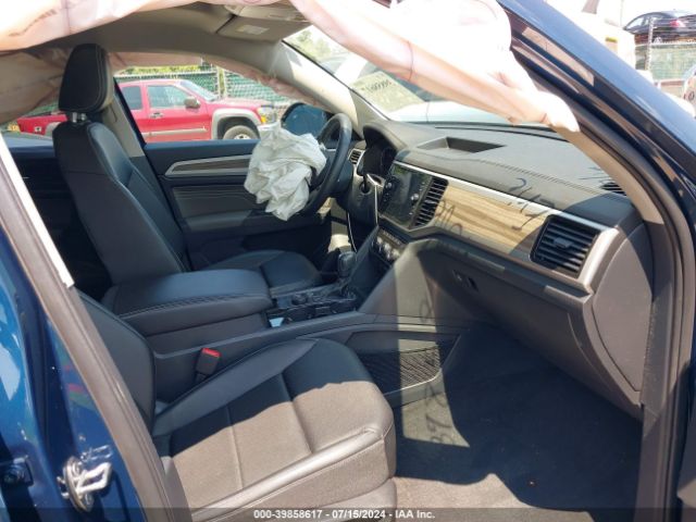 Photo 4 VIN: 1V2BR2CA5PC504761 - VOLKSWAGEN ATLAS 