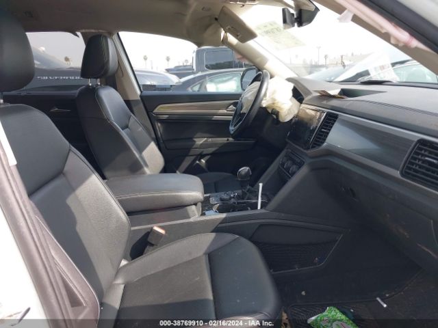 Photo 4 VIN: 1V2BR2CA8MC500859 - VOLKSWAGEN ATLAS 