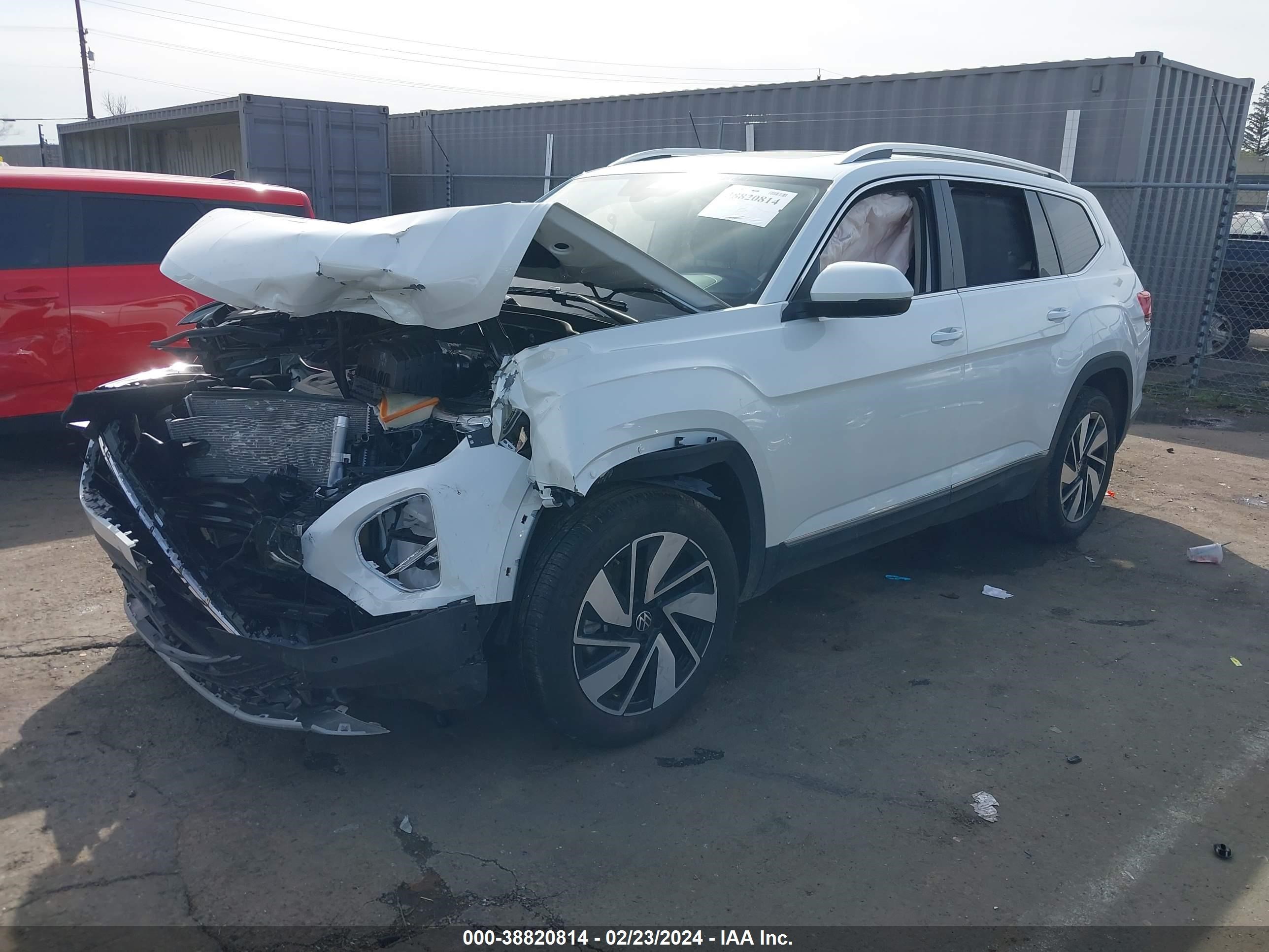 Photo 1 VIN: 1V2BR2CA8RC514753 - VOLKSWAGEN ATLAS 