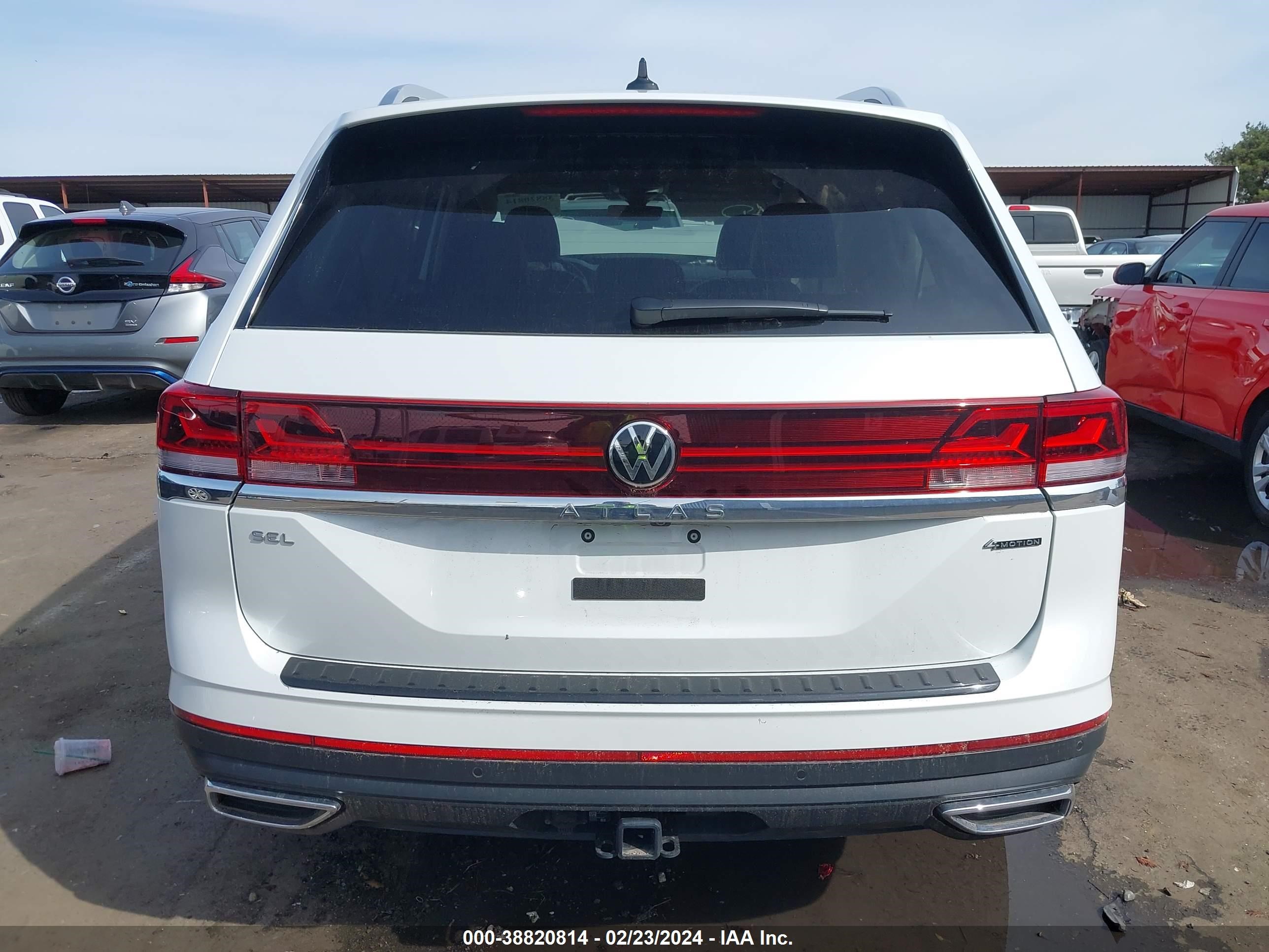 Photo 15 VIN: 1V2BR2CA8RC514753 - VOLKSWAGEN ATLAS 