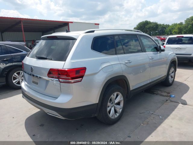 Photo 3 VIN: 1V2CR2CA2JC505684 - VOLKSWAGEN ATLAS 