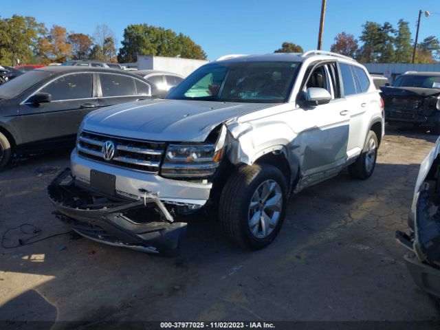 Photo 1 VIN: 1V2CR2CA2JC565688 - VOLKSWAGEN ATLAS 