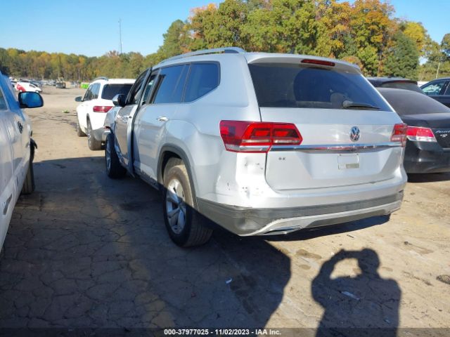 Photo 2 VIN: 1V2CR2CA2JC565688 - VOLKSWAGEN ATLAS 