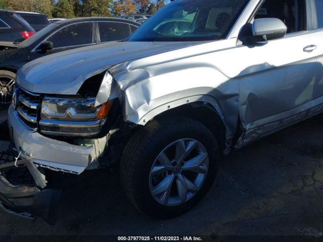 Photo 5 VIN: 1V2CR2CA2JC565688 - VOLKSWAGEN ATLAS 