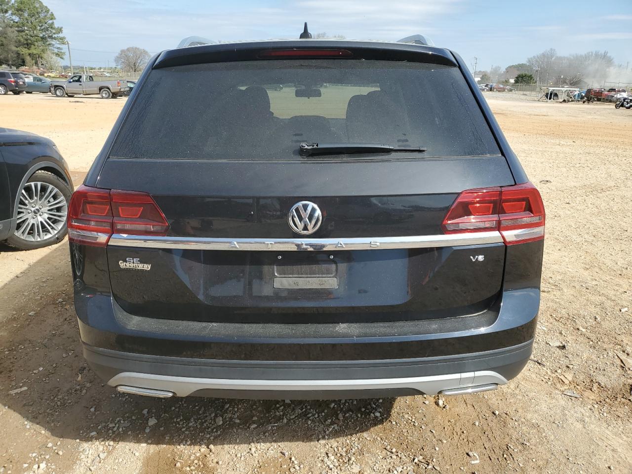 Photo 5 VIN: 1V2CR2CA5JC563093 - VOLKSWAGEN ATLAS 