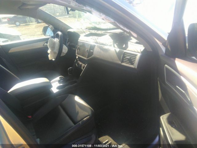 Photo 4 VIN: 1V2CR2CAXJC563462 - VOLKSWAGEN ATLAS 