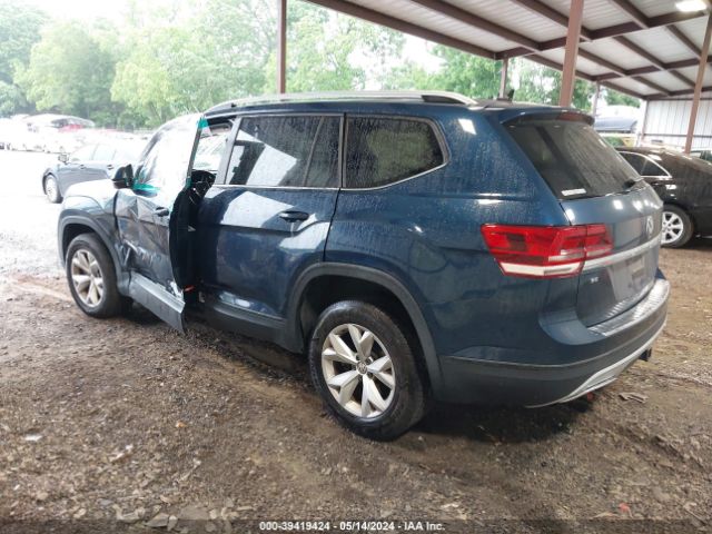 Photo 2 VIN: 1V2DR2CA9JC586008 - VOLKSWAGEN ATLAS 