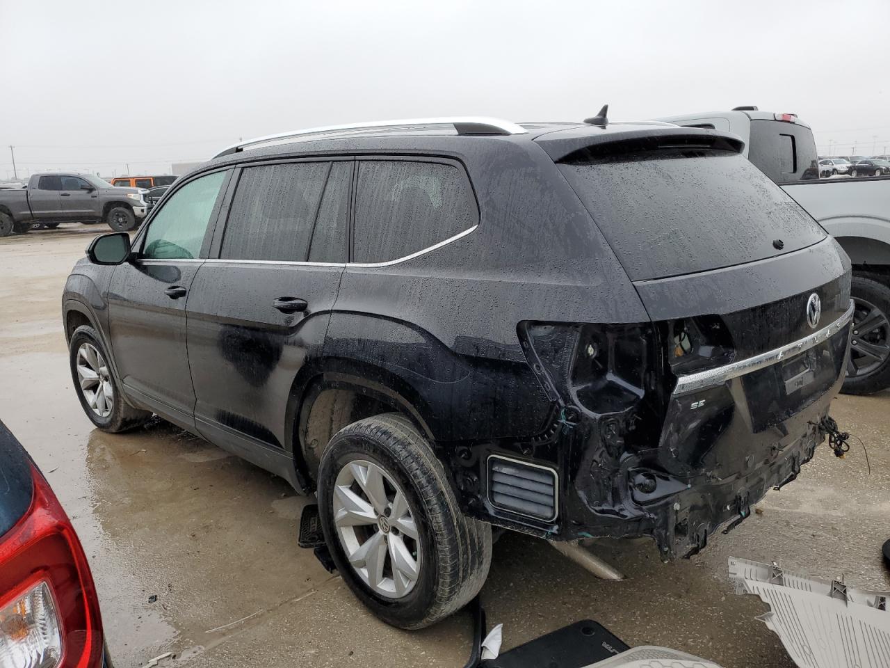 Photo 1 VIN: 1V2DR2CA9KC561465 - VOLKSWAGEN ATLAS 