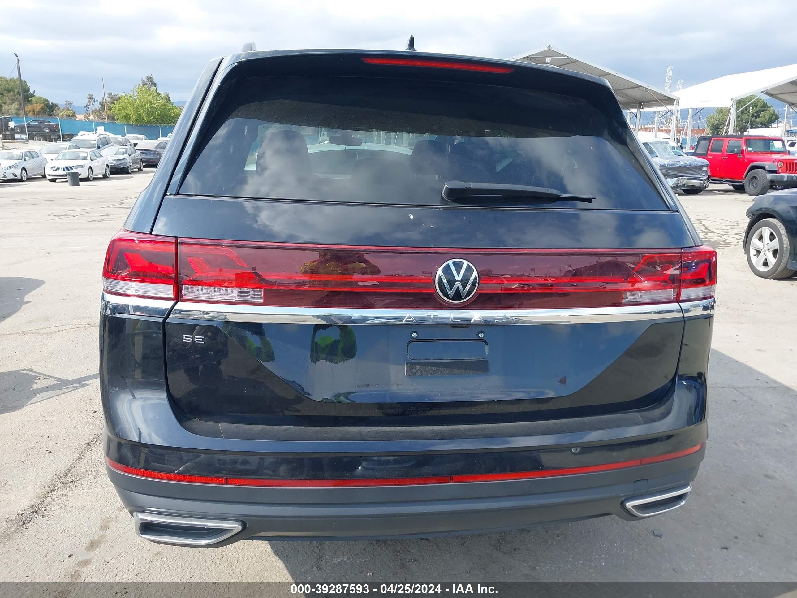 Photo 15 VIN: 1V2DR2CA9RC517556 - VOLKSWAGEN ATLAS 