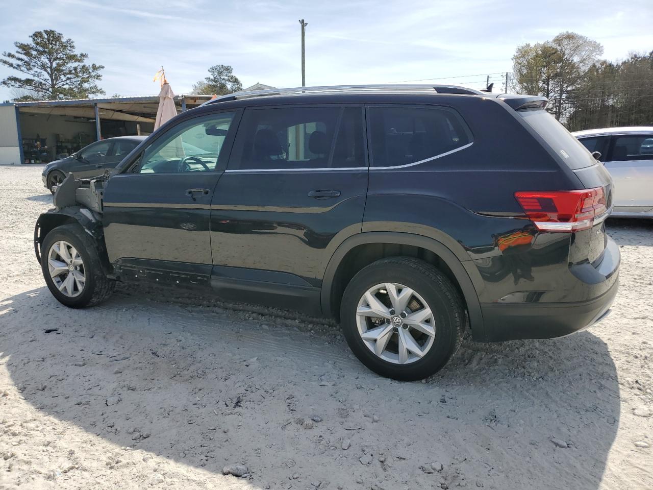 Photo 1 VIN: 1V2DR2CAXJC546536 - VOLKSWAGEN ATLAS 