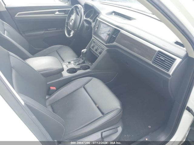 Photo 4 VIN: 1V2DR2CAXJC548240 - VOLKSWAGEN ATLAS 