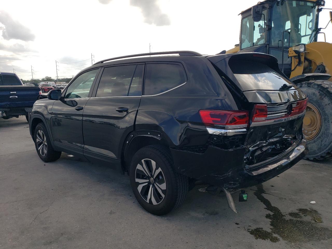 Photo 1 VIN: 1V2DR2CAXRC527495 - VOLKSWAGEN ATLAS 