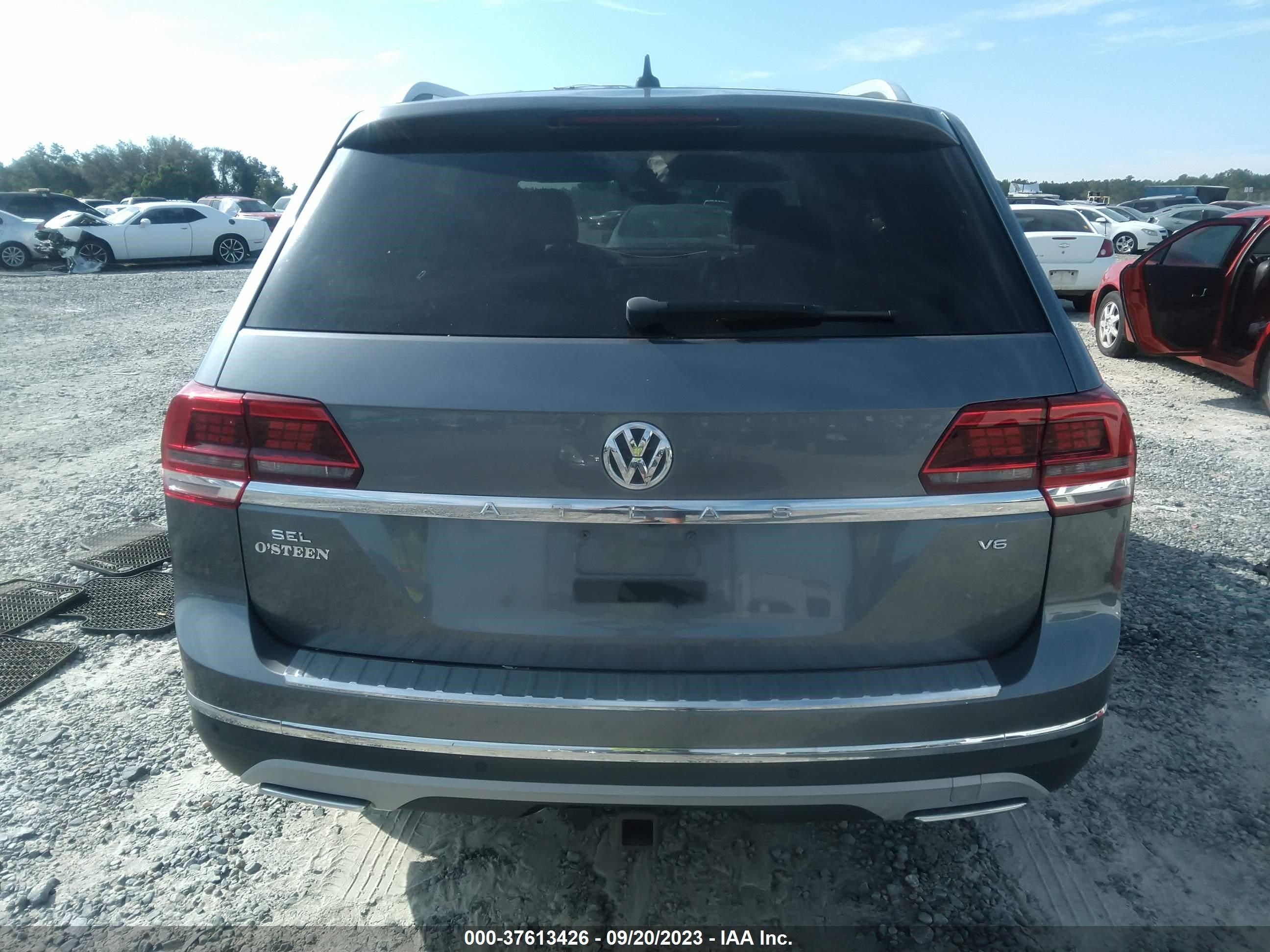 Photo 15 VIN: 1V2ER2CA0KC588977 - VOLKSWAGEN ATLAS 