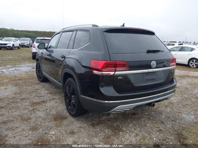 Photo 2 VIN: 1V2ER2CA1JC573922 - VOLKSWAGEN ATLAS 