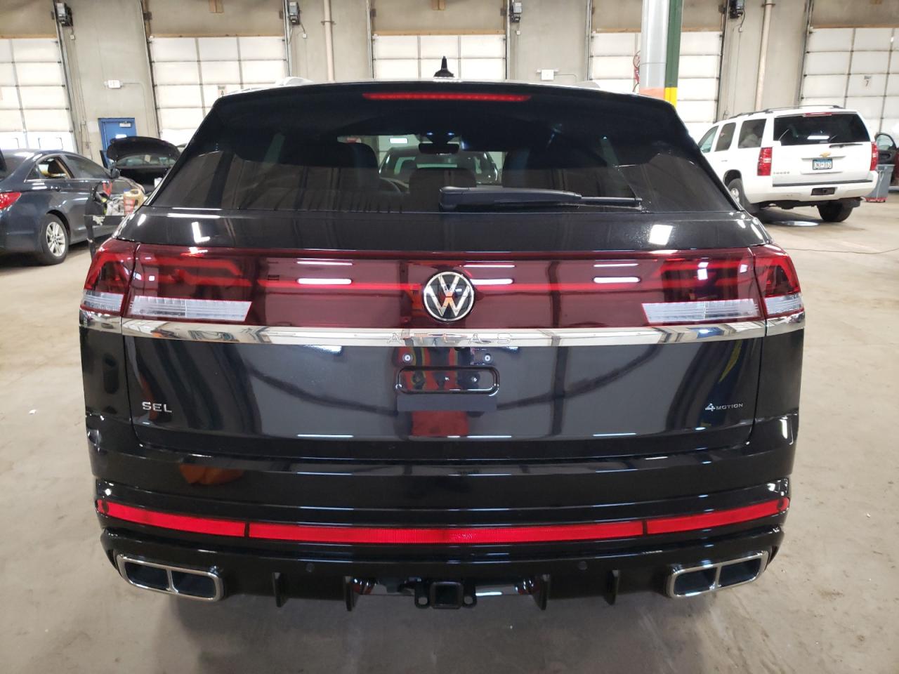 Photo 5 VIN: 1V2FE2CA3RC233571 - VOLKSWAGEN ATLAS 