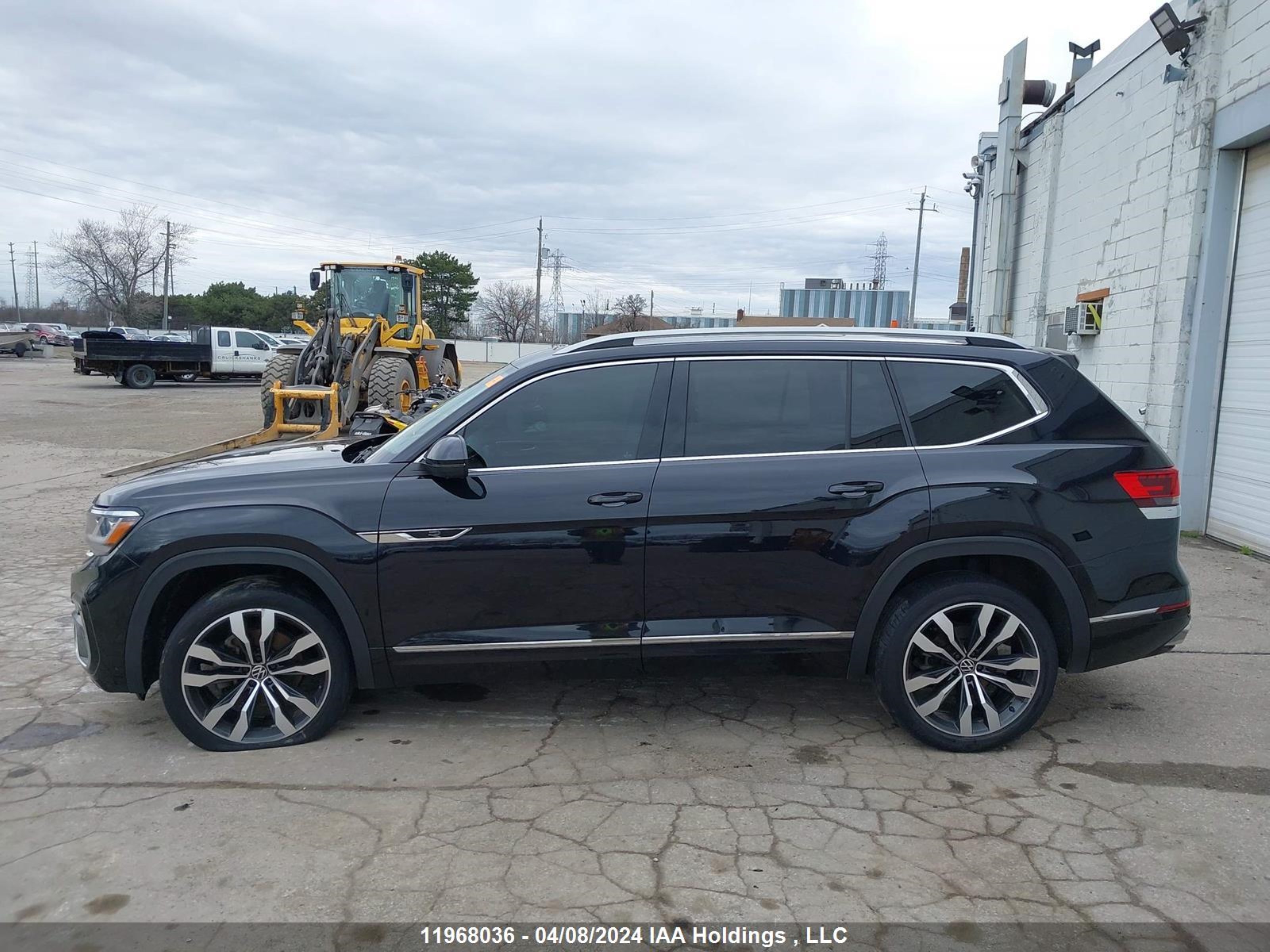 Photo 14 VIN: 1V2FR2CA2MC515004 - VOLKSWAGEN ATLAS 