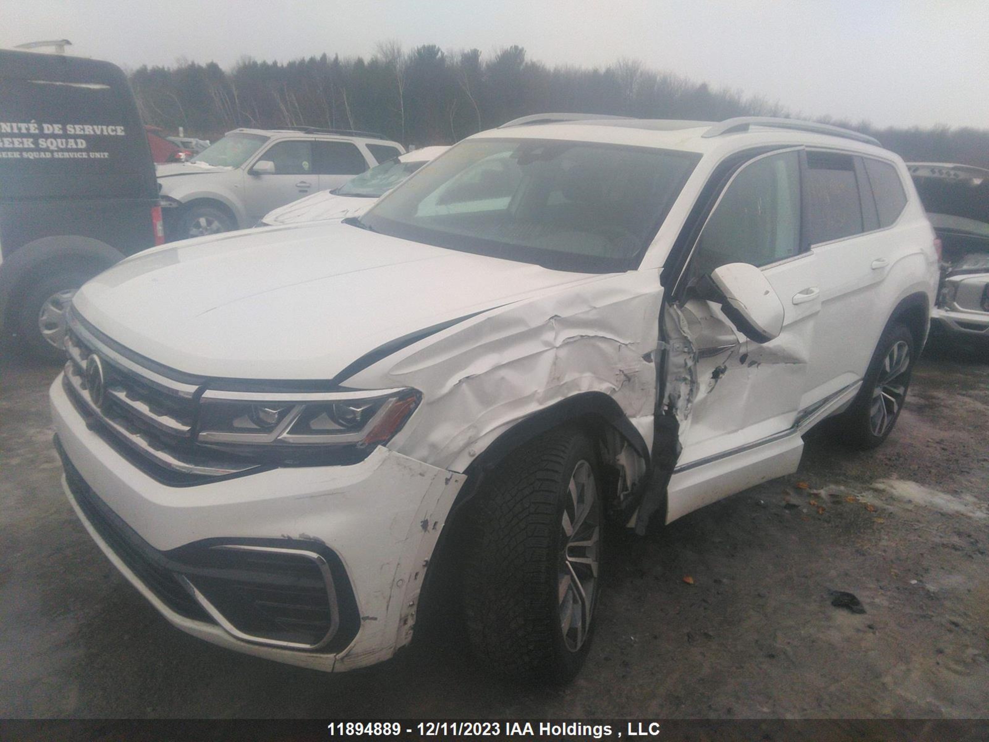 Photo 1 VIN: 1V2FR2CA2NC562311 - VOLKSWAGEN ATLAS 