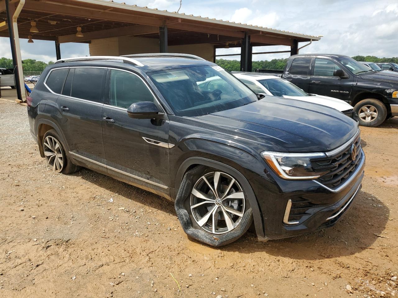 Photo 3 VIN: 1V2FR2CA2RC522476 - VOLKSWAGEN ATLAS 