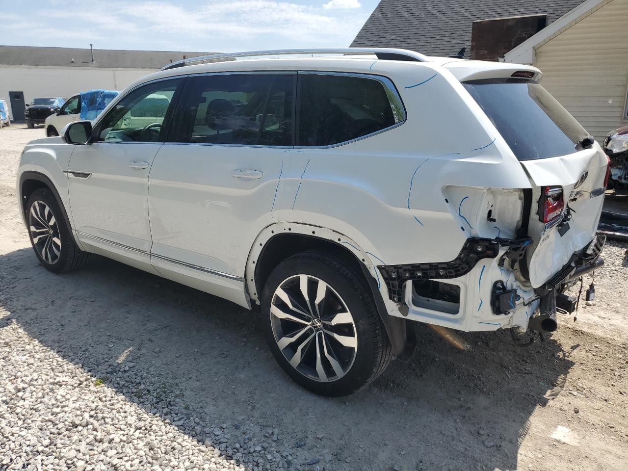 Photo 1 VIN: 1V2FR2CA5PC510156 - VOLKSWAGEN ATLAS 