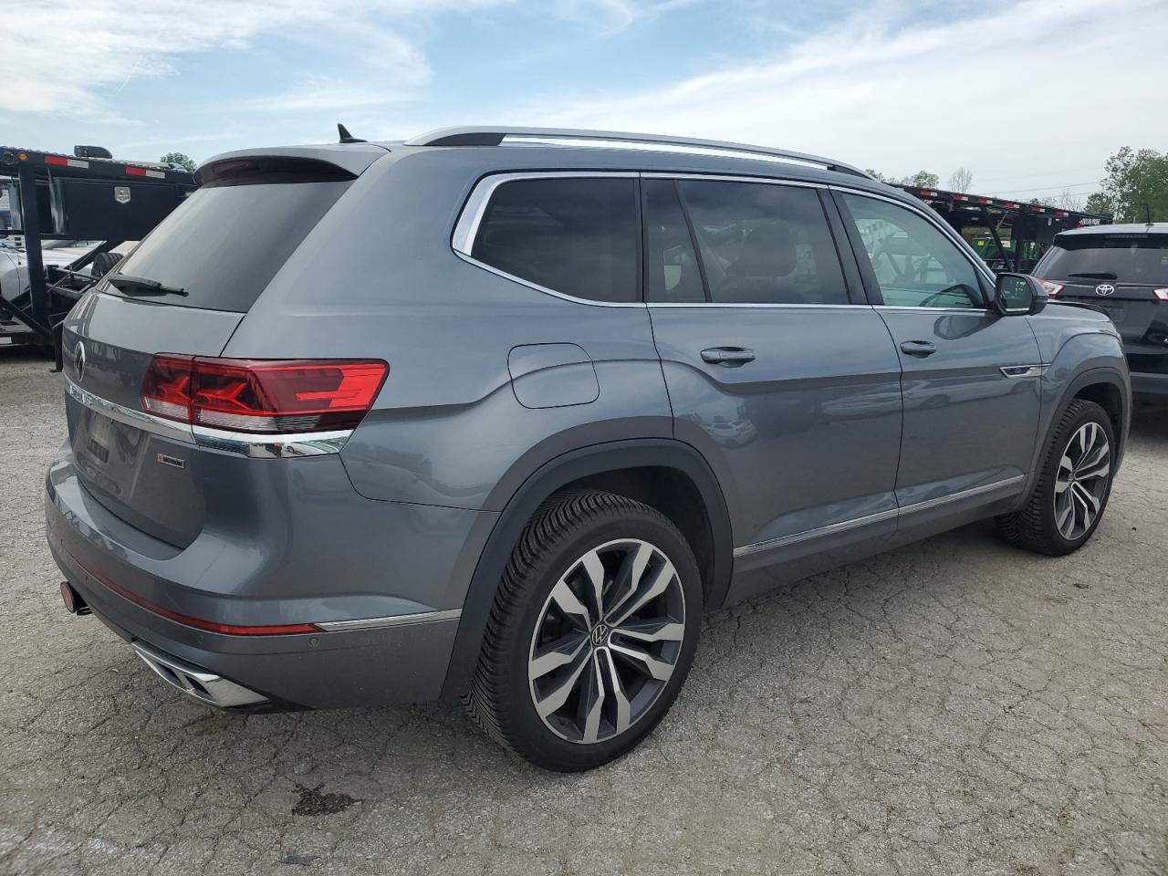 Photo 2 VIN: 1V2FR2CA8MC546418 - VOLKSWAGEN ATLAS 