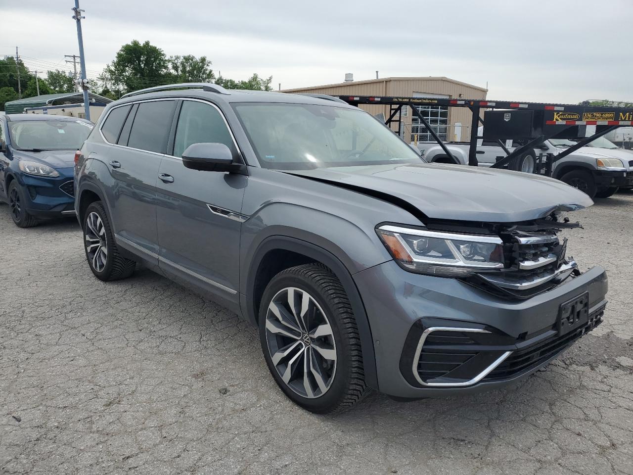 Photo 3 VIN: 1V2FR2CA8MC546418 - VOLKSWAGEN ATLAS 