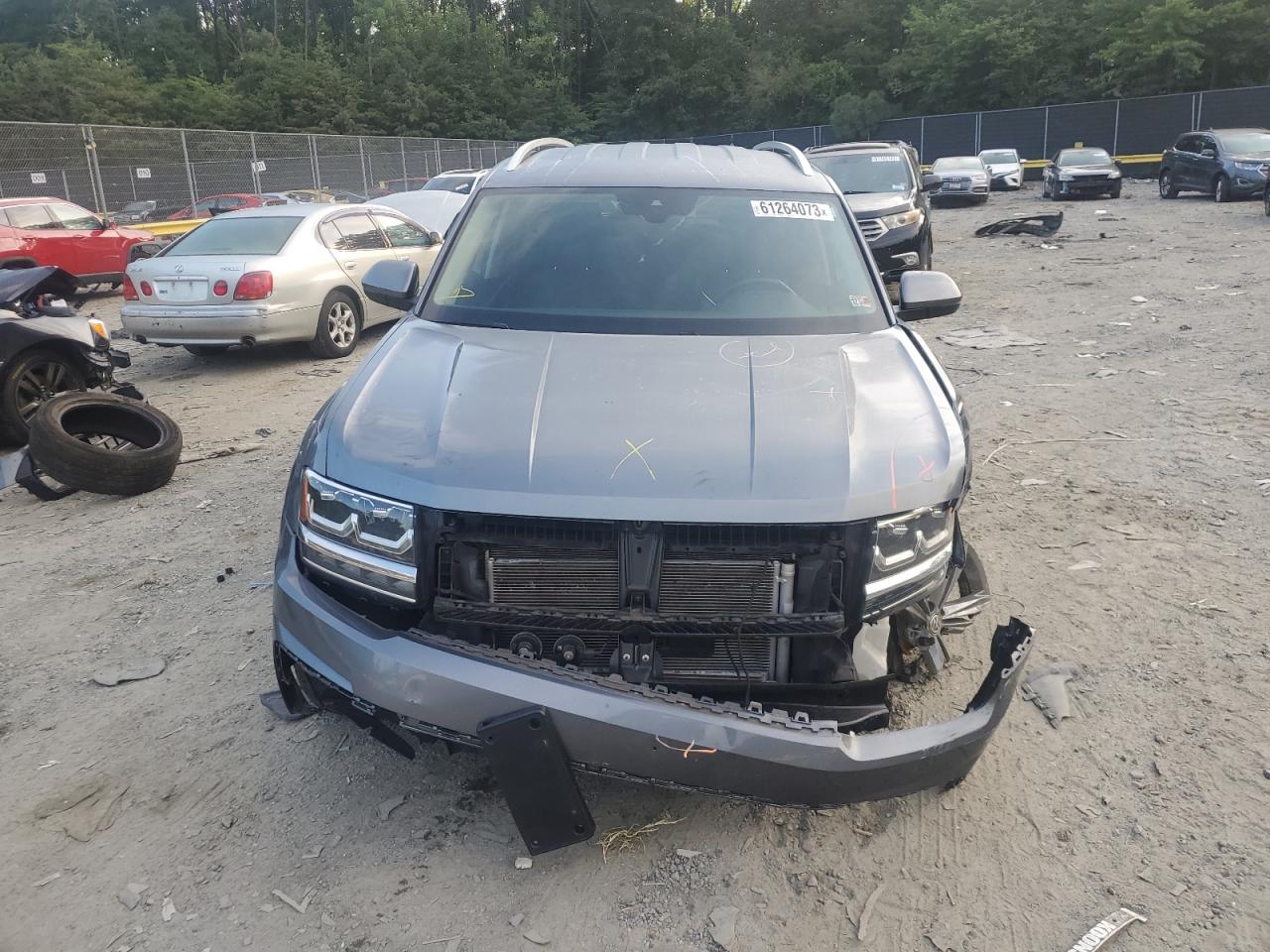 Photo 4 VIN: 1V2FR2CA9JC584316 - VOLKSWAGEN ATLAS 