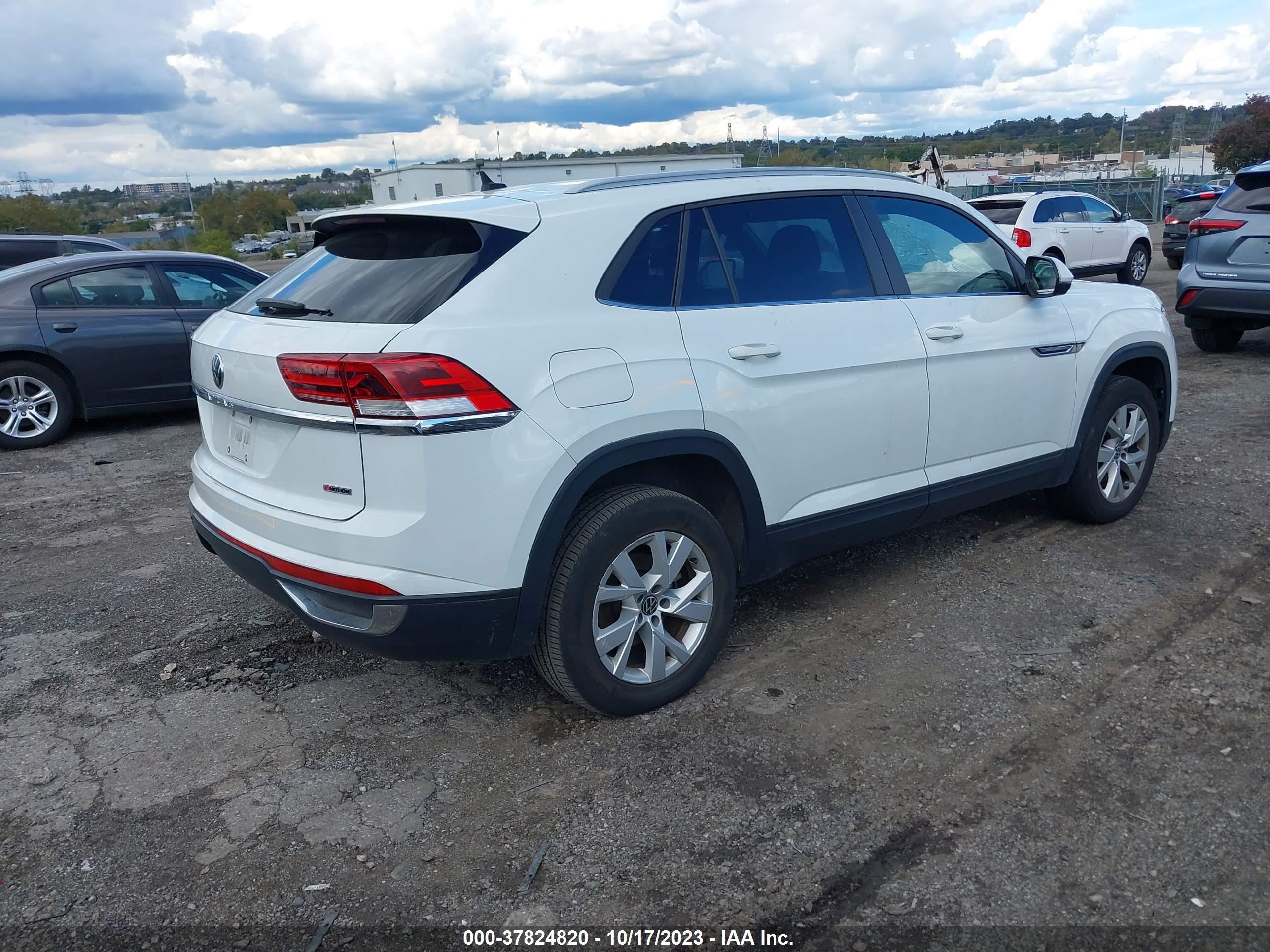 Photo 3 VIN: 1V2GC2CA7LC230917 - VOLKSWAGEN ATLAS CROSS SPORT 