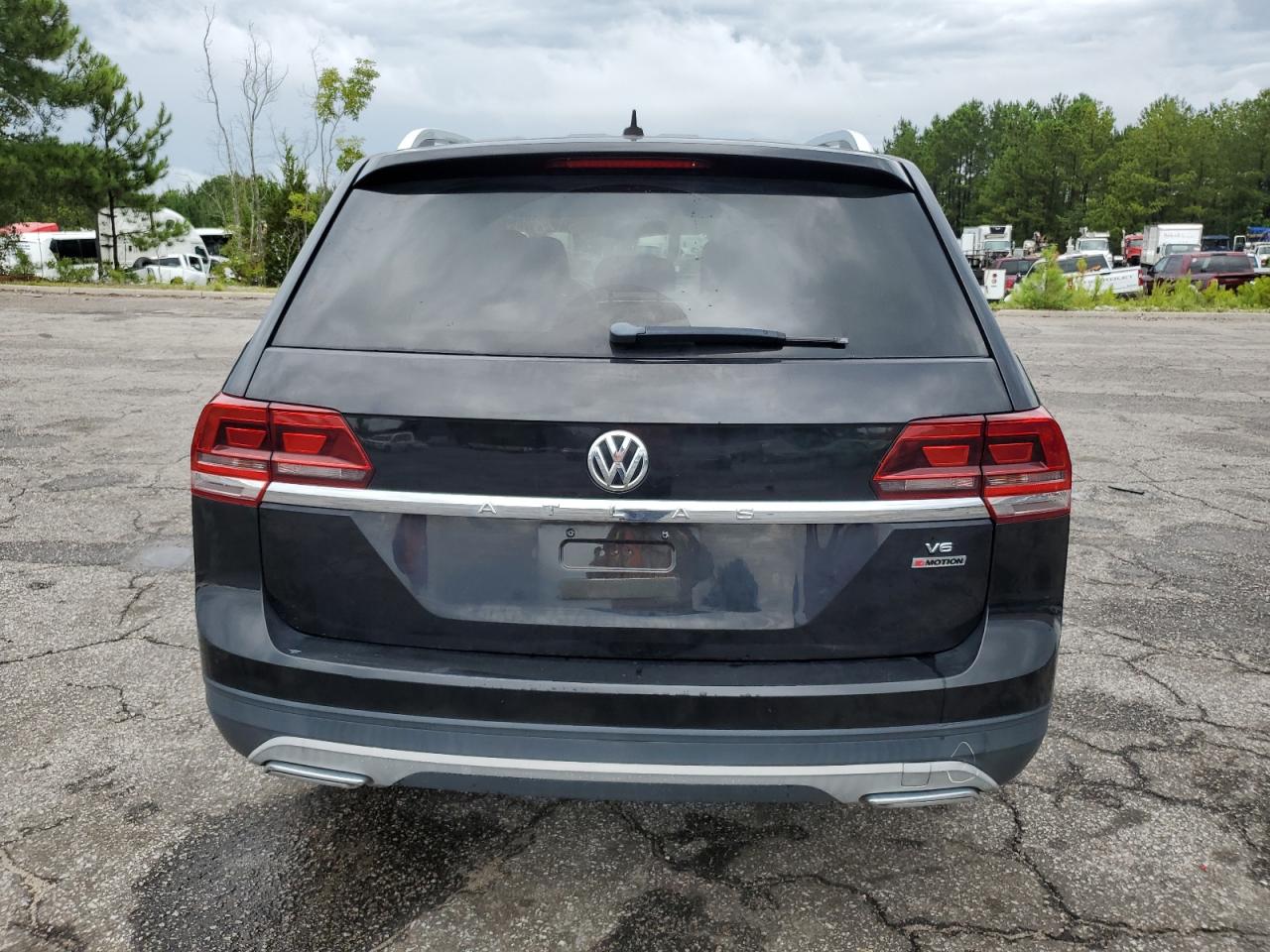 Photo 5 VIN: 1V2GR2CA2JC518193 - VOLKSWAGEN ATLAS 