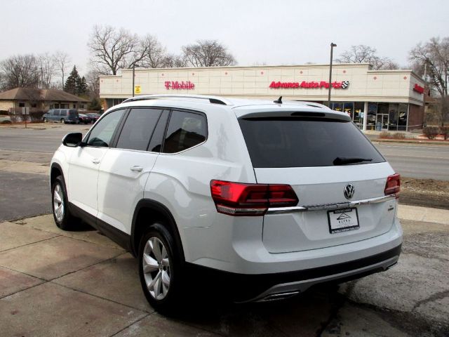 Photo 9 VIN: 1V2GR2CA3JC585210 - VOLKSWAGEN ATLAS 