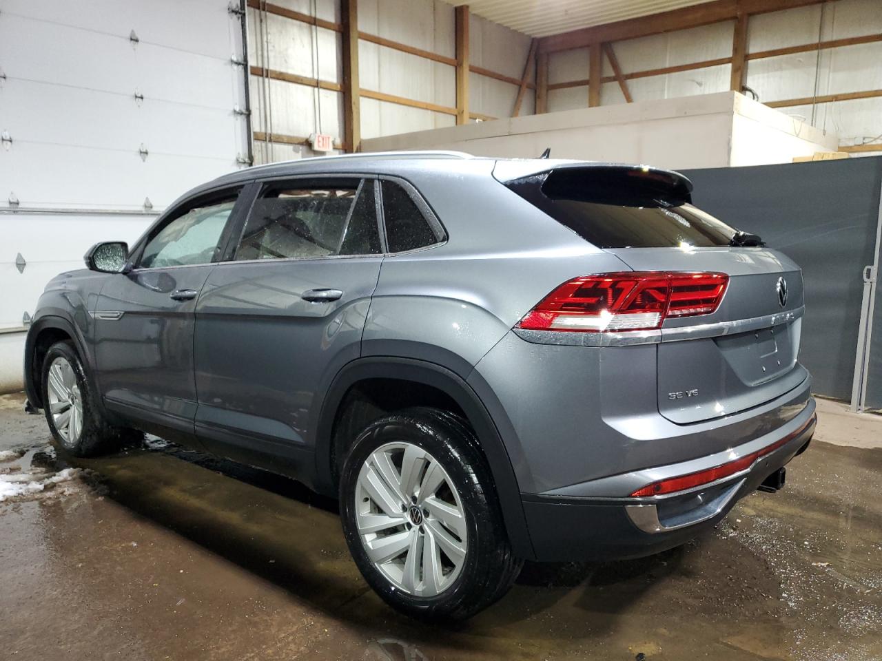 Photo 1 VIN: 1V2HE2CA9NC223744 - VOLKSWAGEN ATLAS 